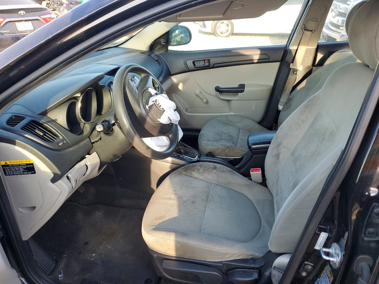 2013 KIA FORTE LX photo 7