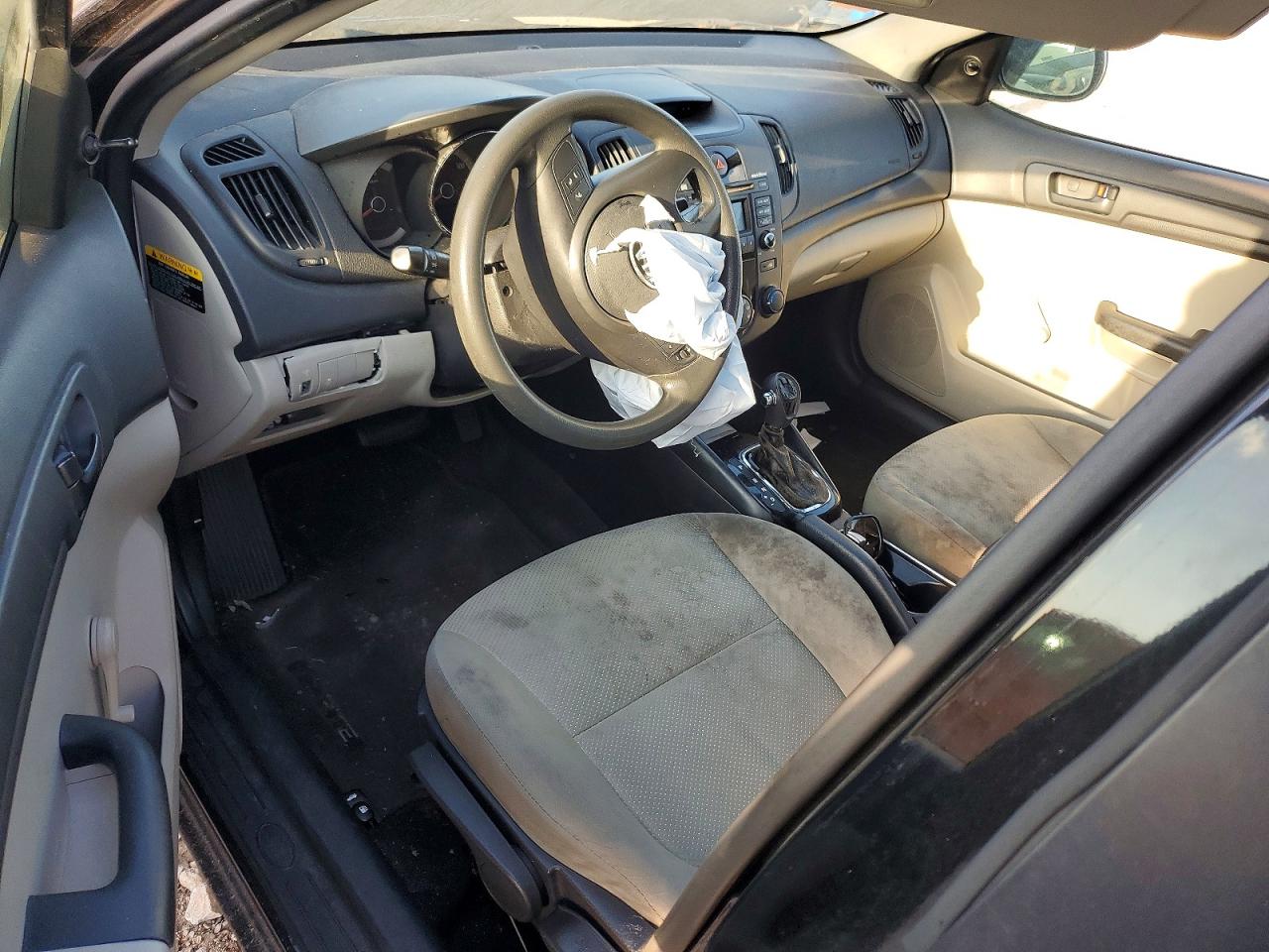 2013 KIA FORTE LX photo 8