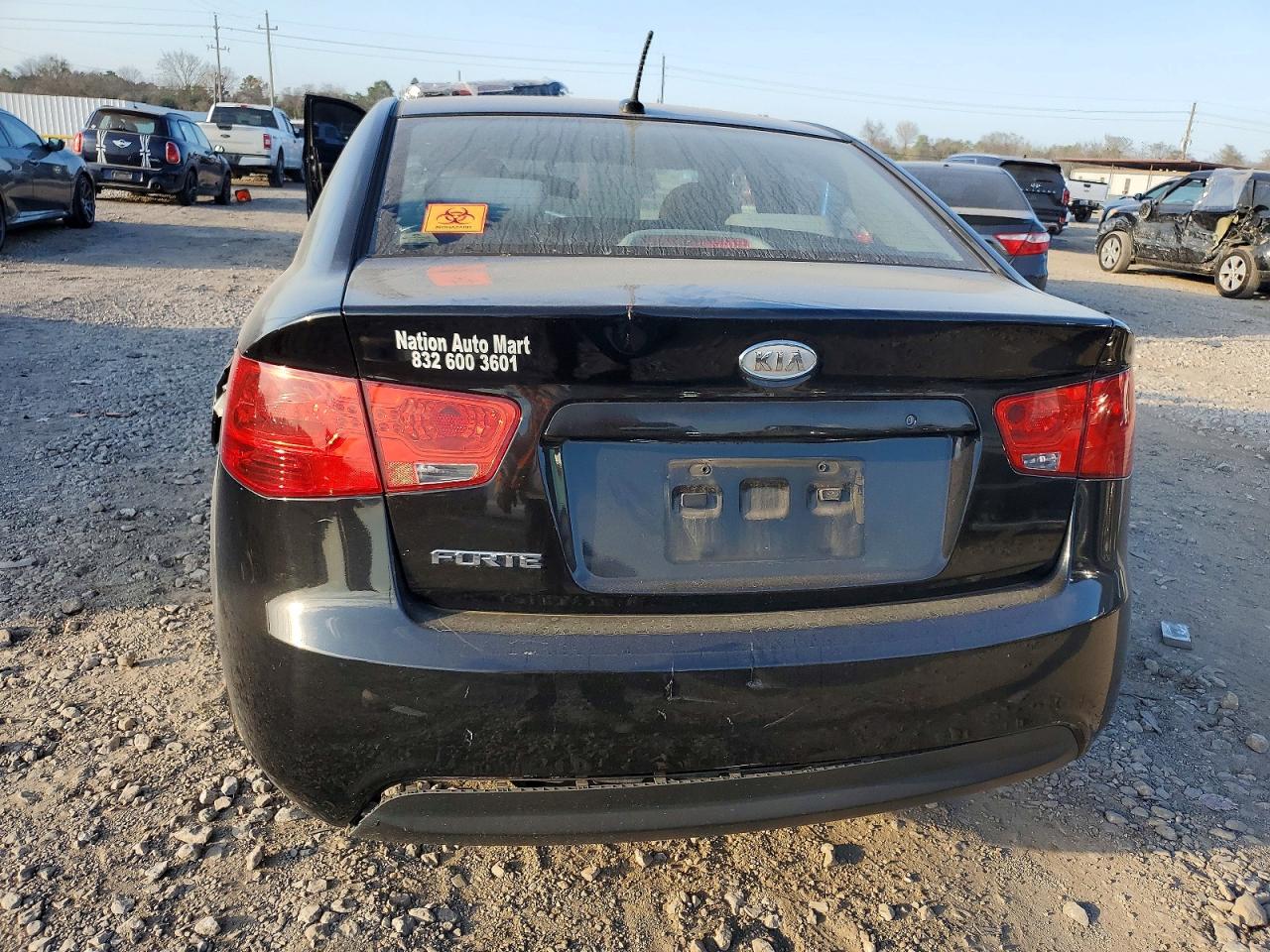 2013 KIA FORTE LX photo 6