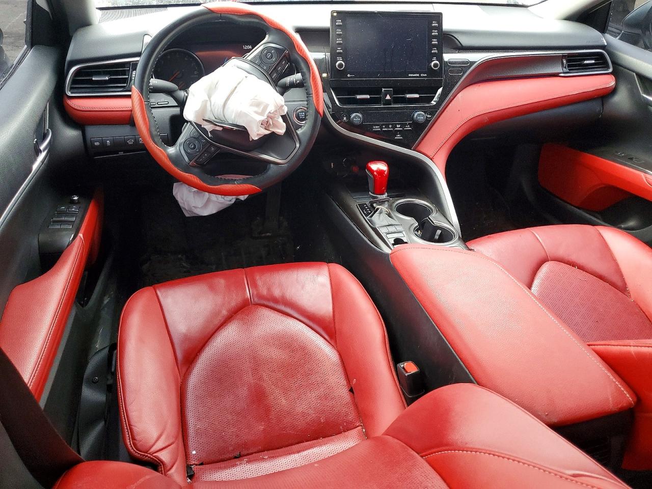 2022 TOYOTA CAMRY XSE photo 8