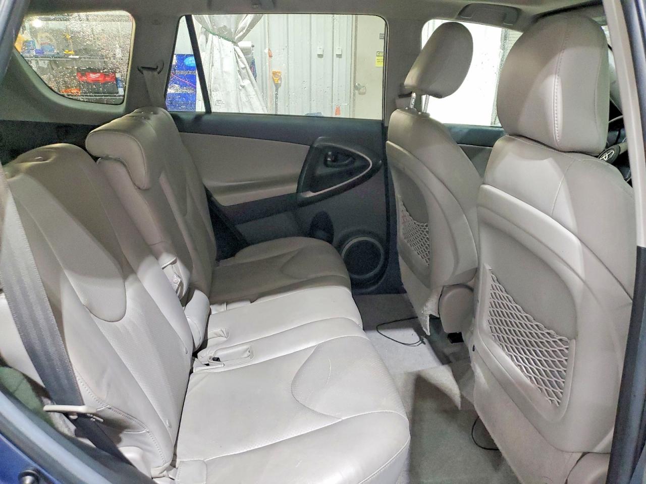 2011 TOYOTA RAV4 LIMITED photo 21