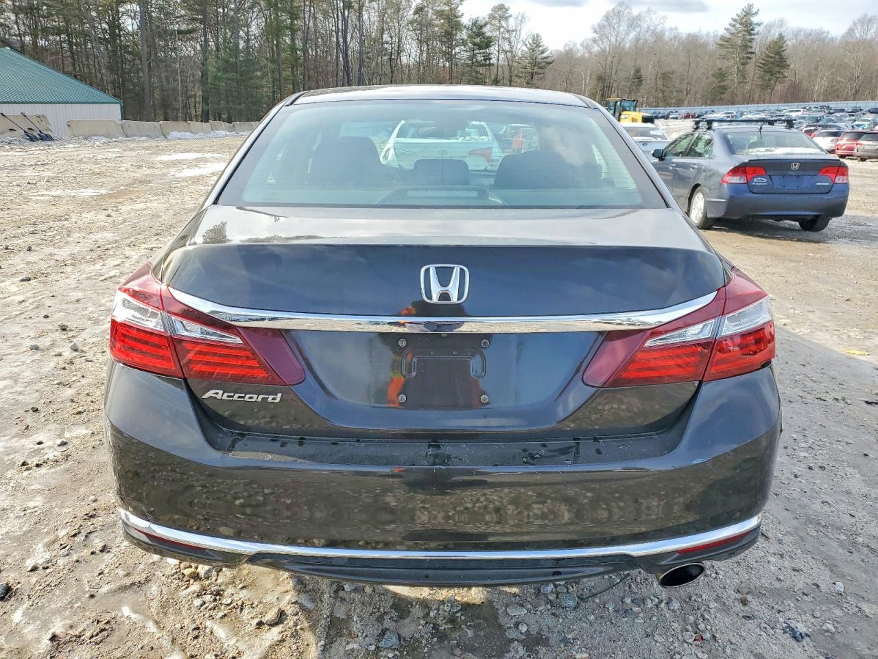 2016 HONDA ACCORD LX photo 6