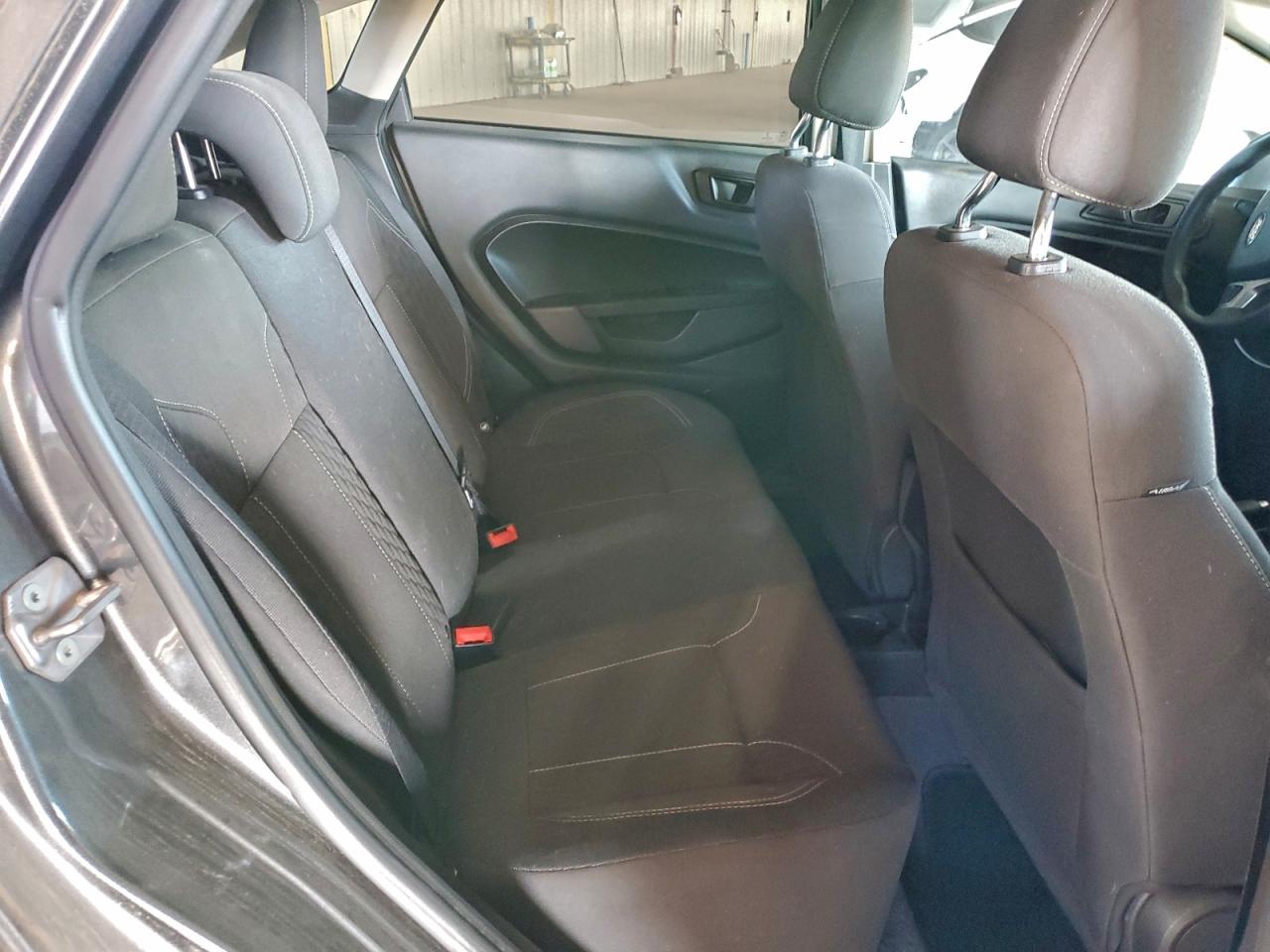 2019 FORD FIESTA SE photo 10