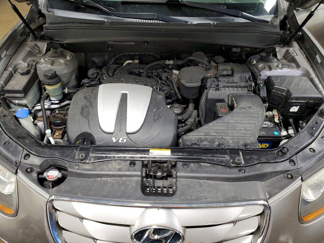 2011 HYUNDAI SANTA FE SE photo 11
