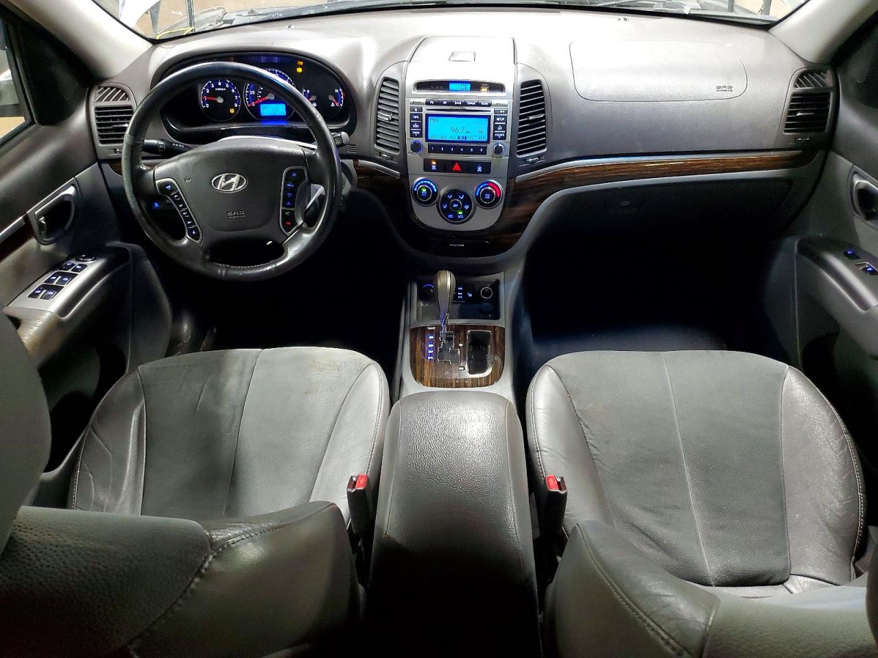 2011 HYUNDAI SANTA FE SE photo 8