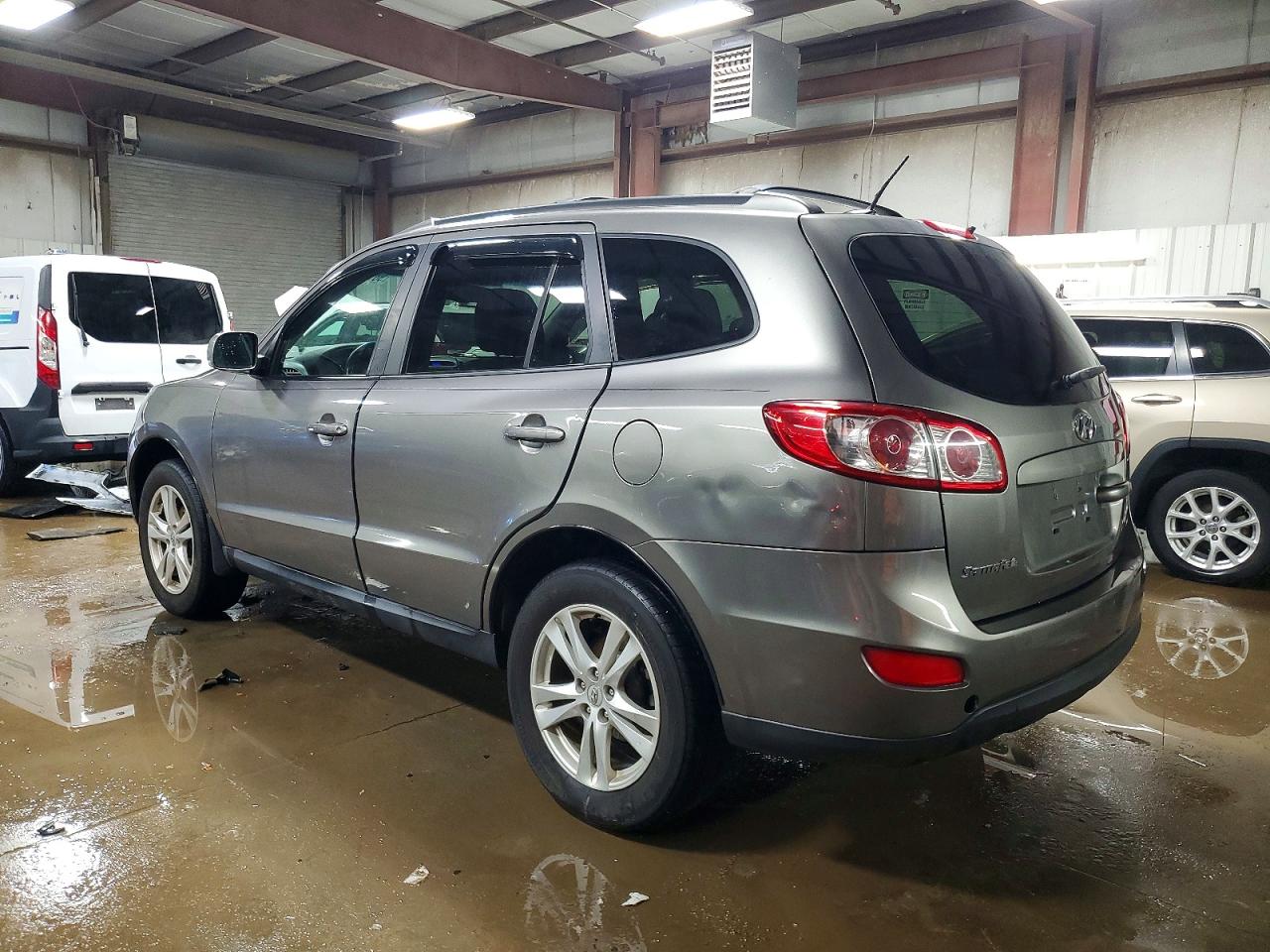 2011 HYUNDAI SANTA FE SE photo 2