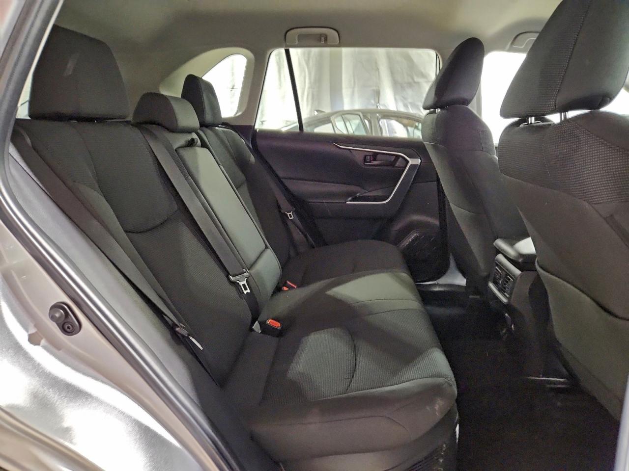 2024 TOYOTA RAV4 LE photo 11