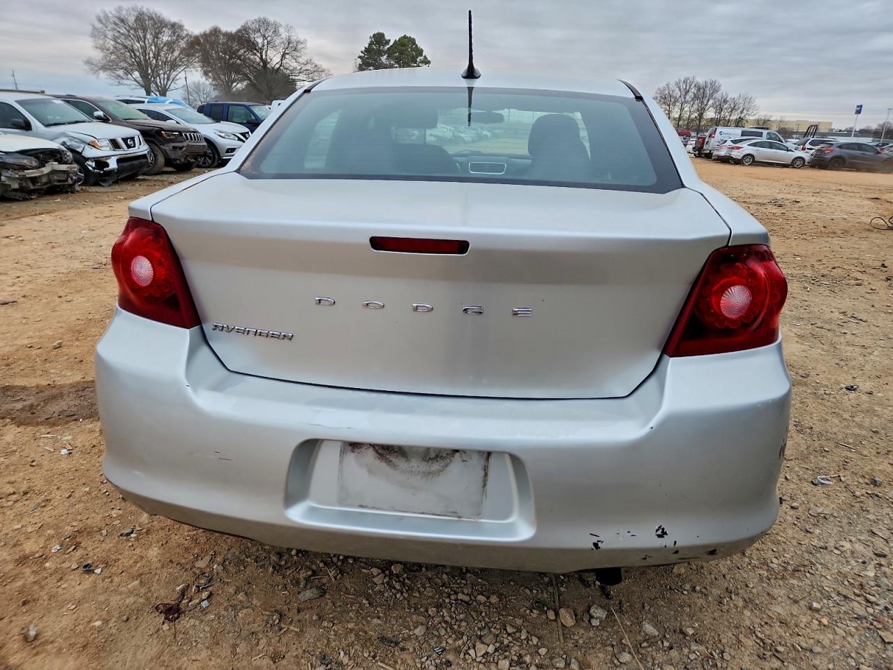 2011 DODGE AVENGER MAINSTREET photo 6