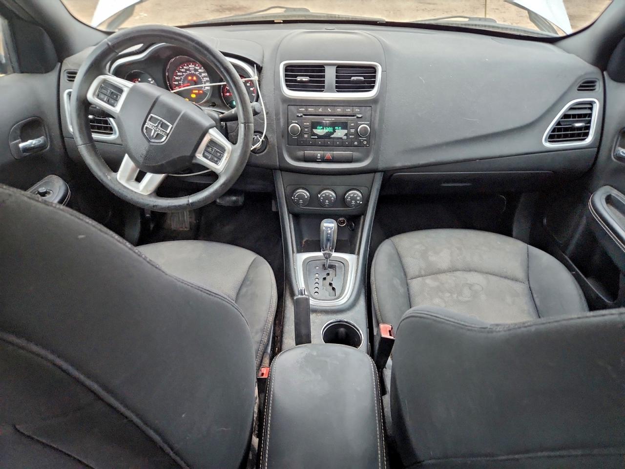 2011 DODGE AVENGER MAINSTREET photo 8