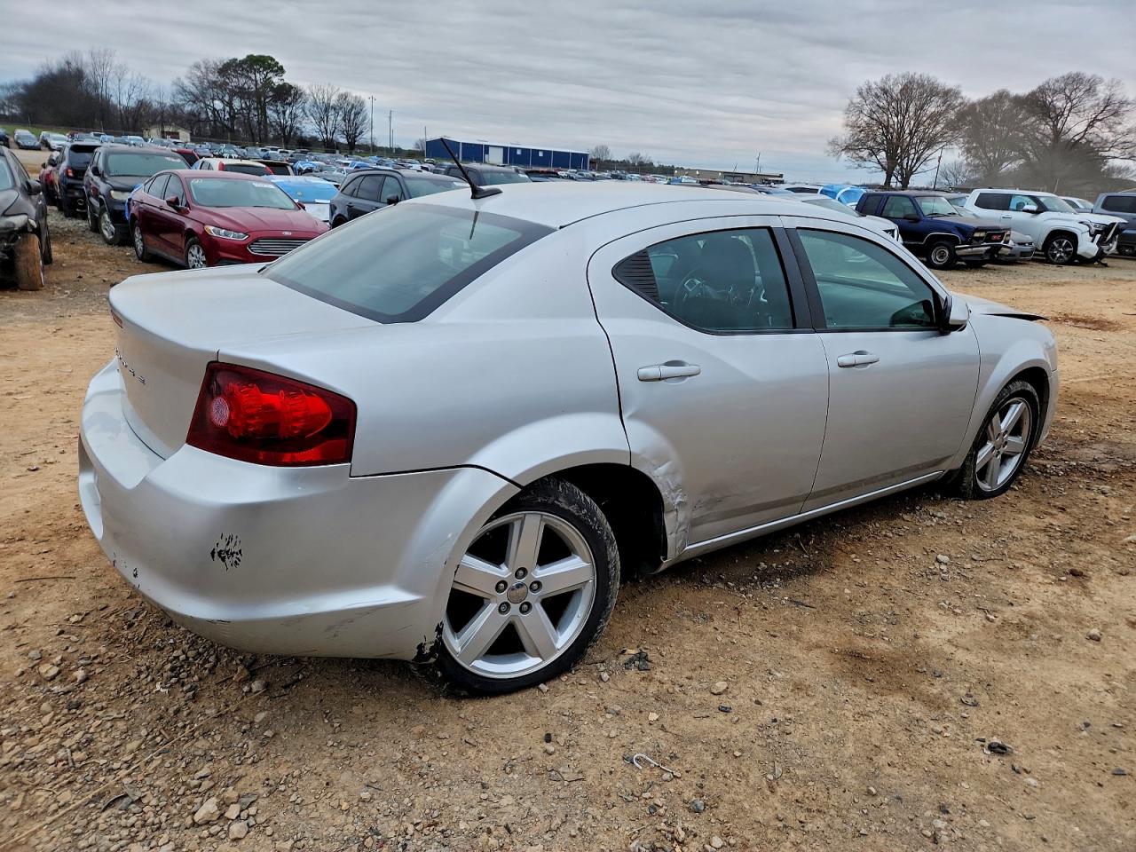 2011 DODGE AVENGER MAINSTREET photo 3