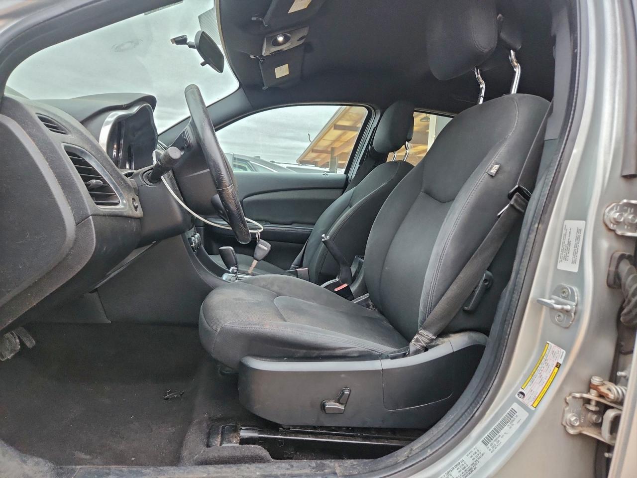 2011 DODGE AVENGER MAINSTREET photo 7