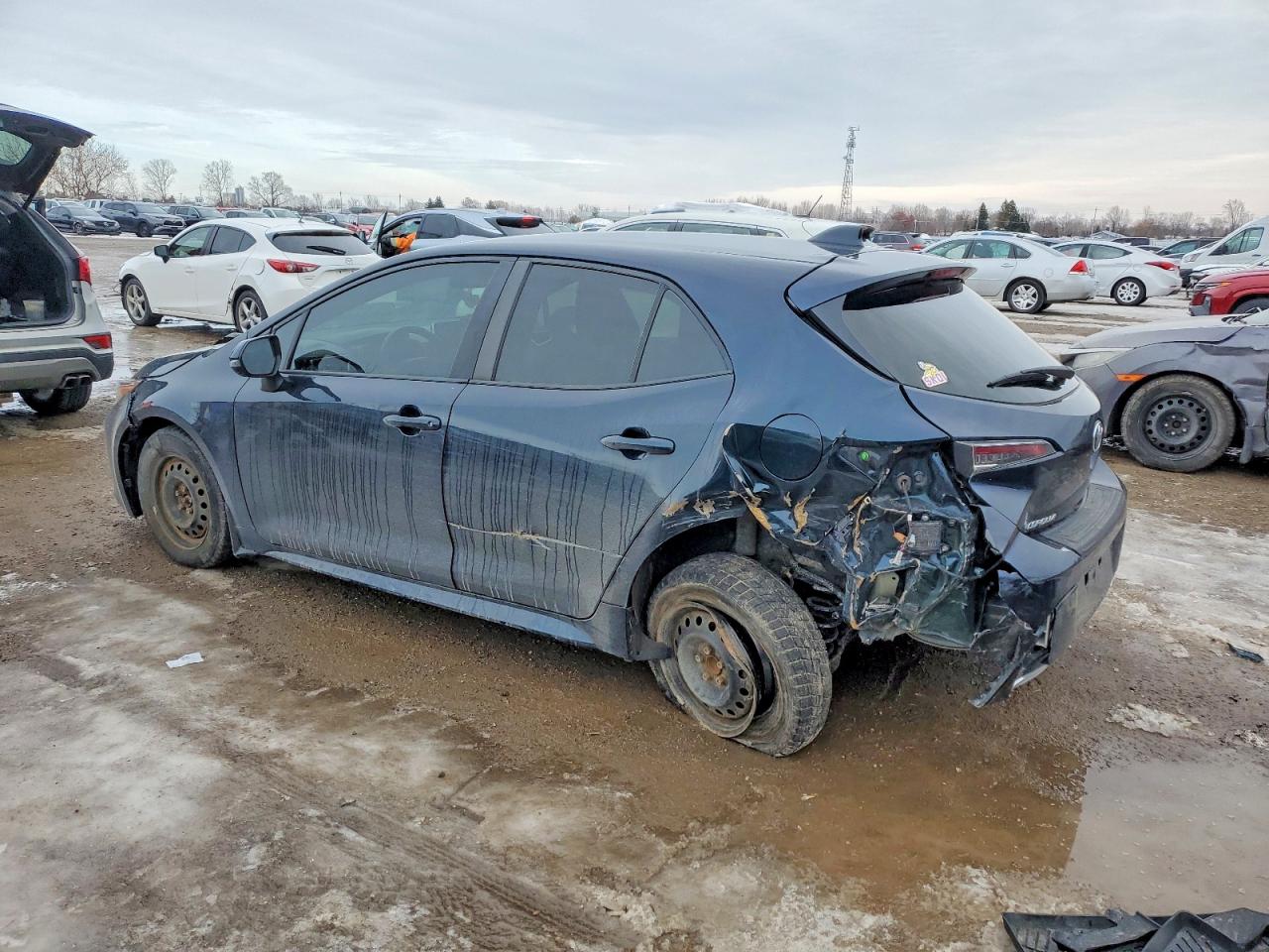 2021 TOYOTA COROLLA SE photo 2