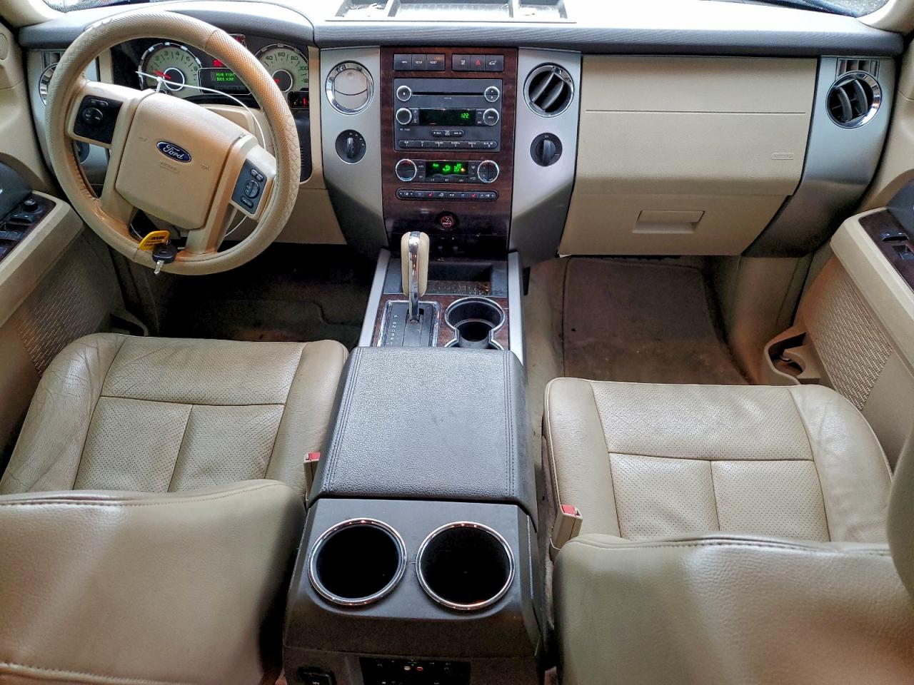 2013 FORD EXPEDITION XLT photo 8