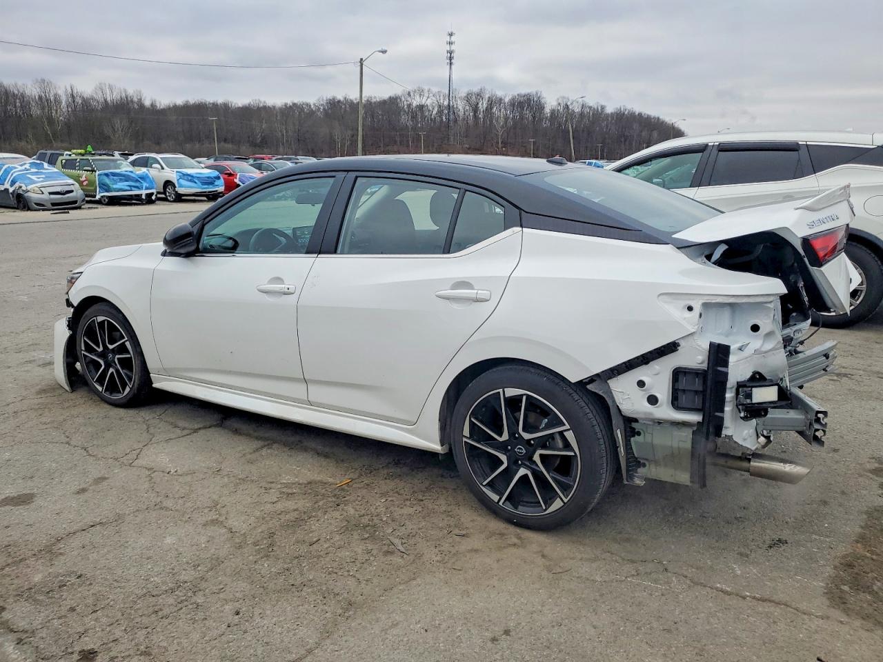 2024 NISSAN SENTRA SR photo 2