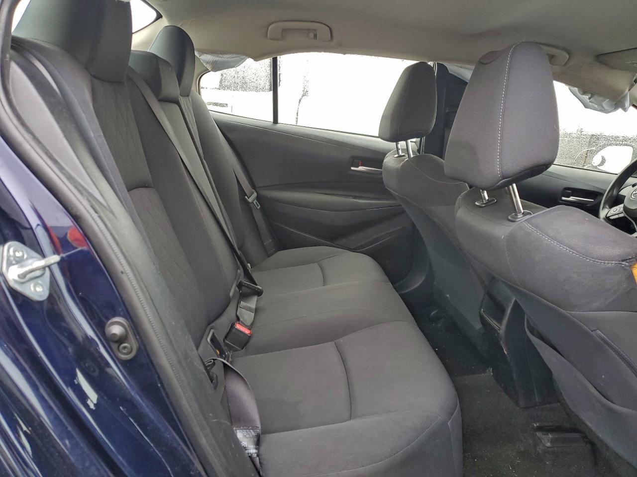 2020 TOYOTA COROLLA LE photo 10