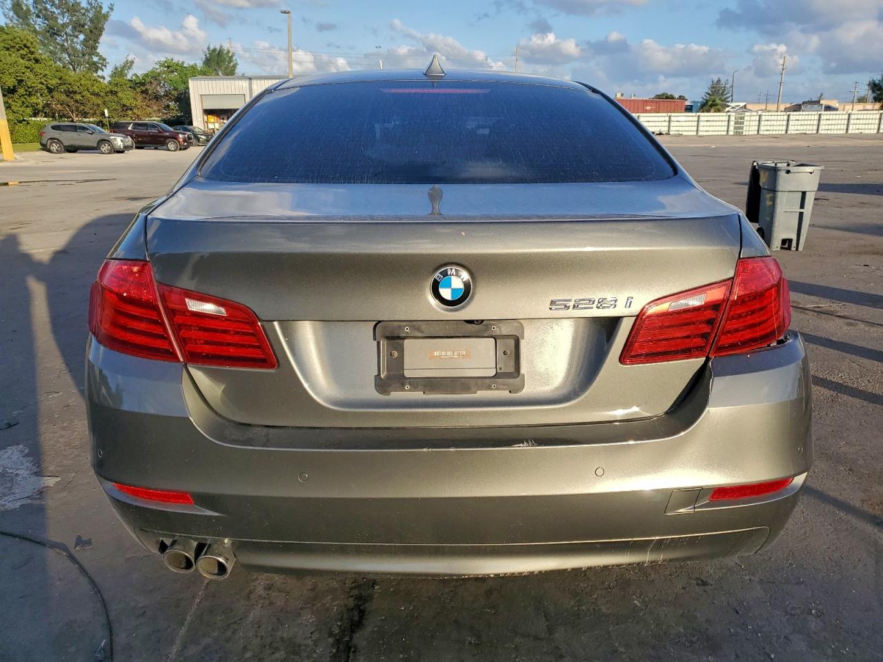2015 BMW 528 I photo 6