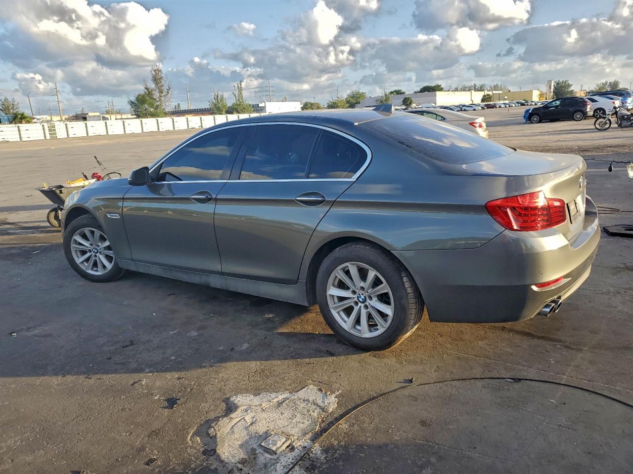 2015 BMW 528 I photo 2