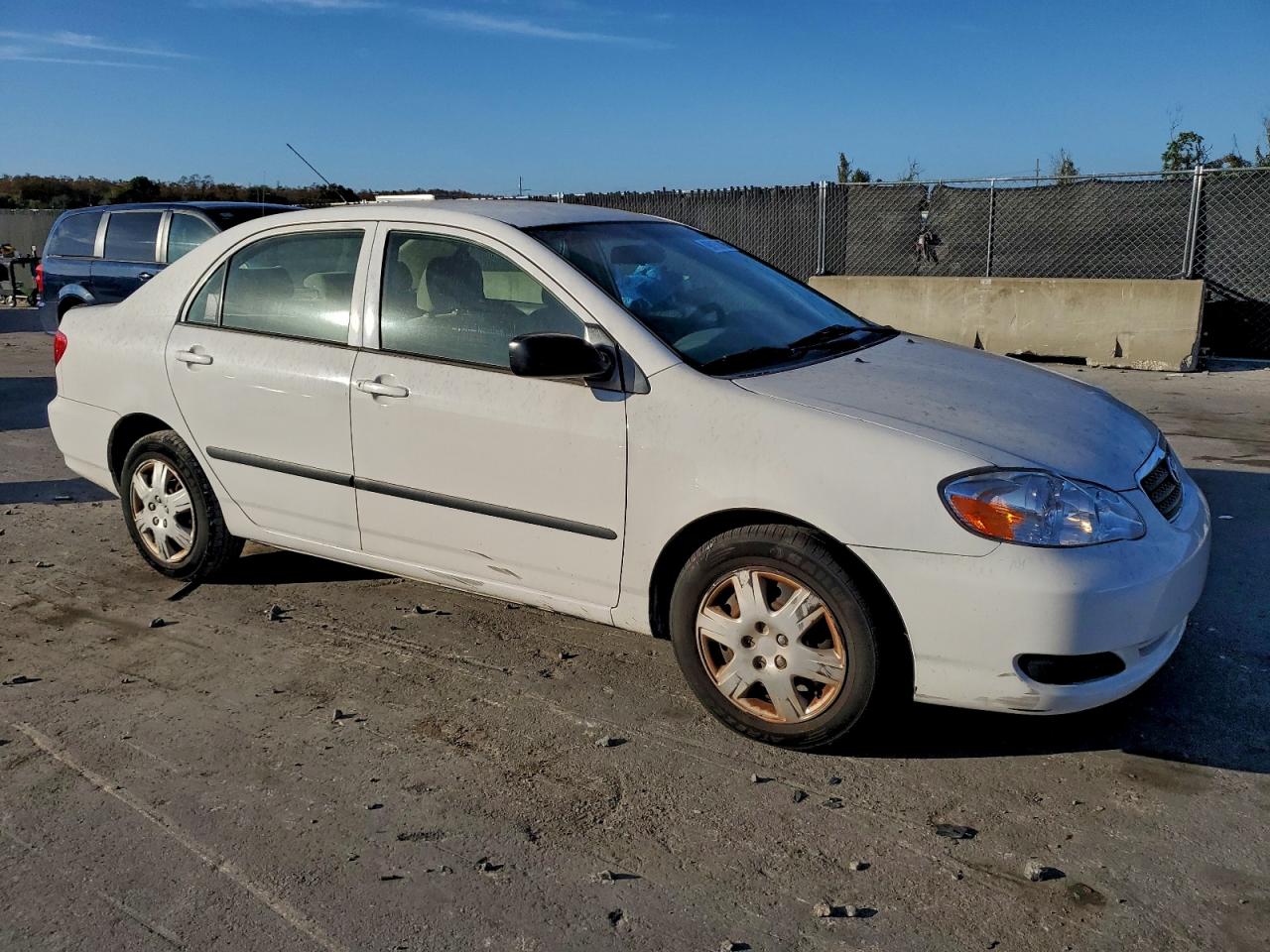 2005 TOYOTA COROLLA CE photo 4