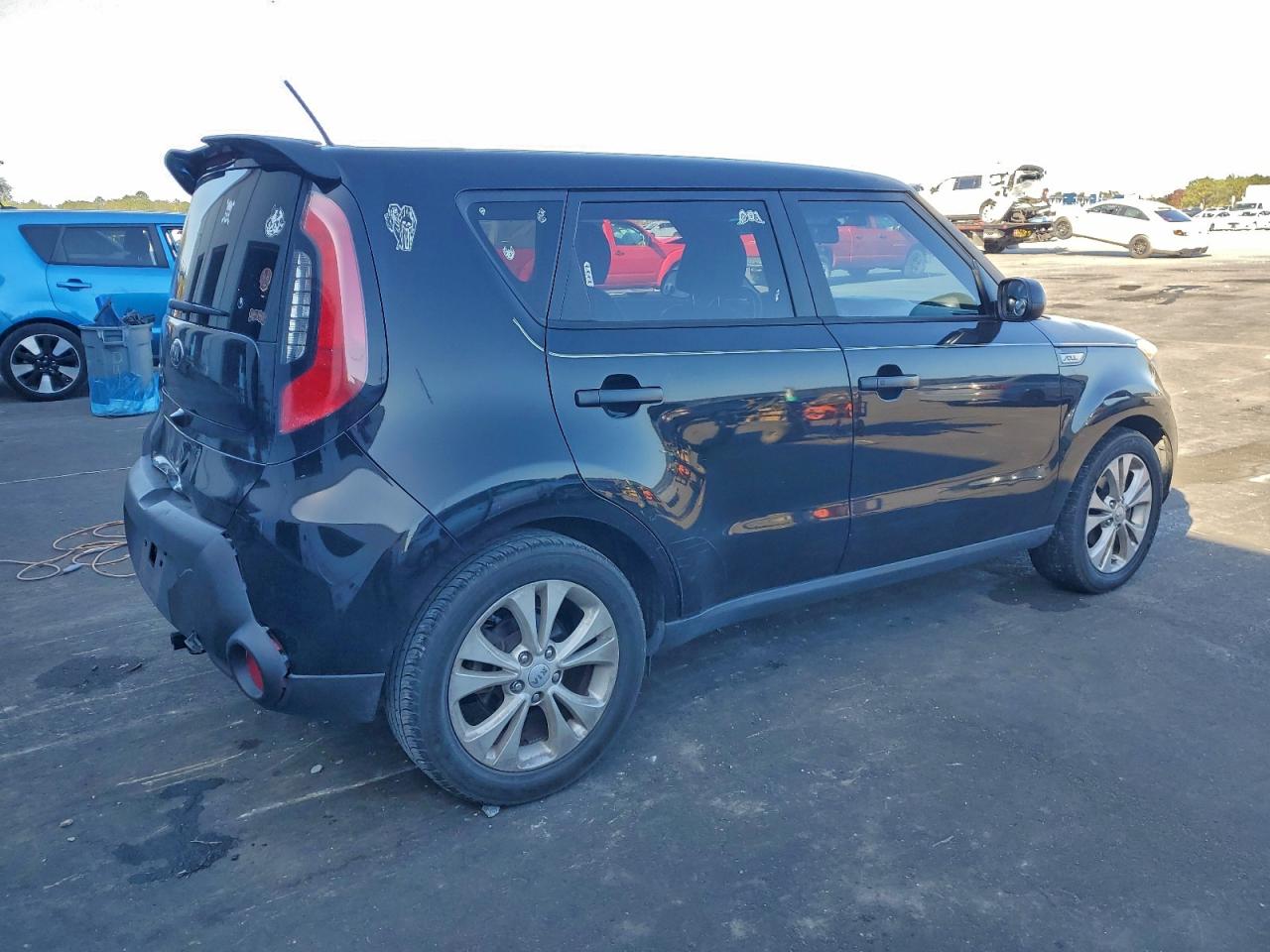 2015 KIA SOUL + photo 3