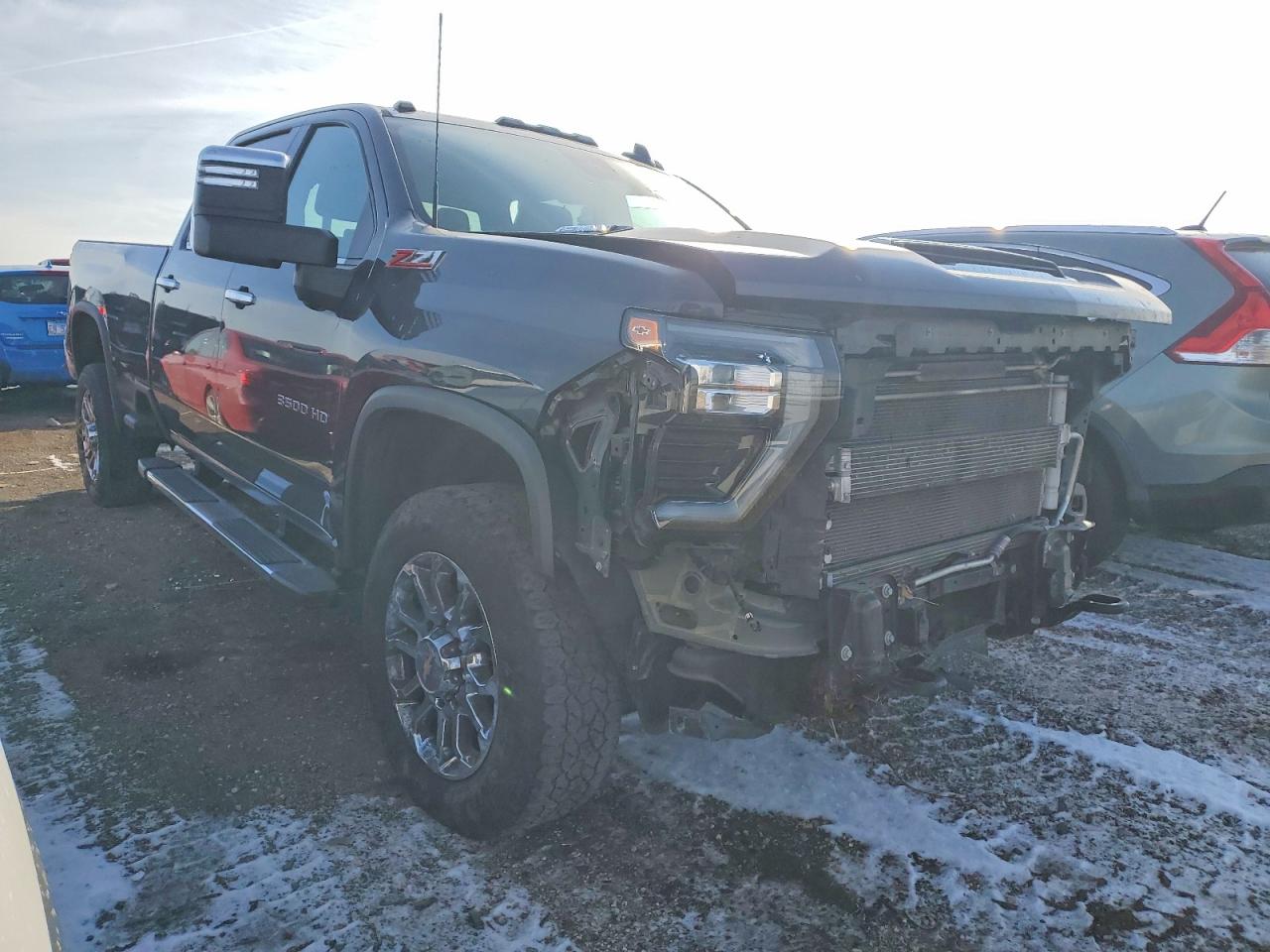 2024 CHEVROLET SILVERADO K3500 LTZ photo 4