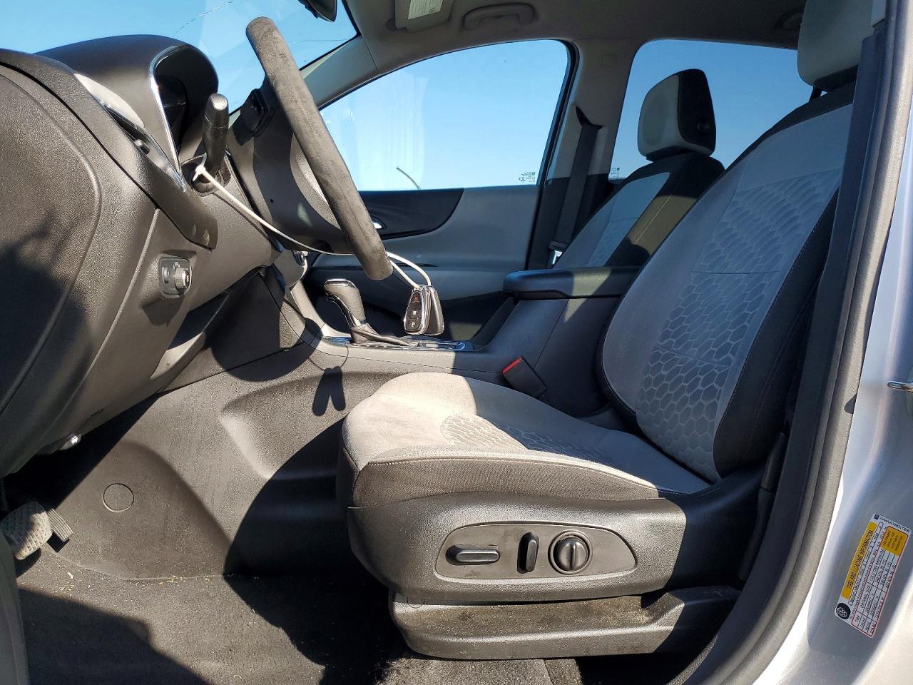 2021 CHEVROLET EQUINOX LS photo 7