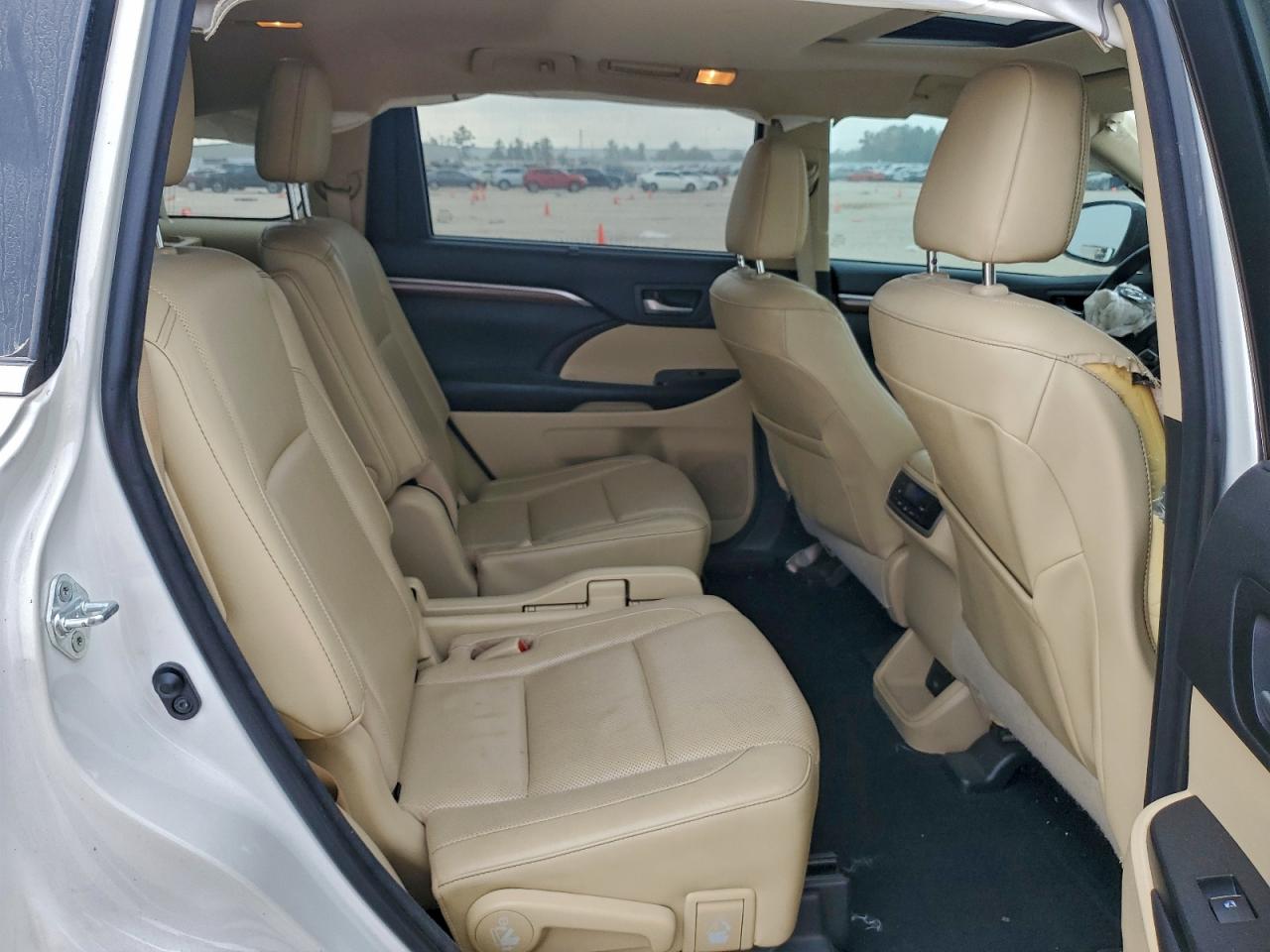 2017 TOYOTA HIGHLANDER LIMITED photo 11