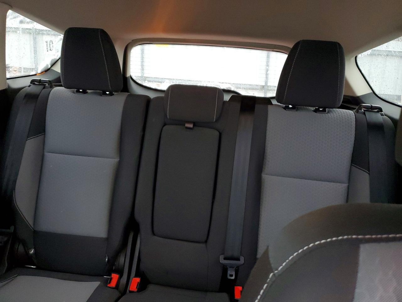 2017 FORD ESCAPE SE photo 10