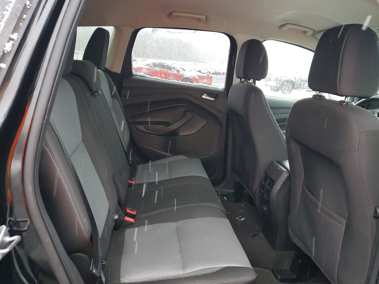 2017 FORD ESCAPE SE photo 11
