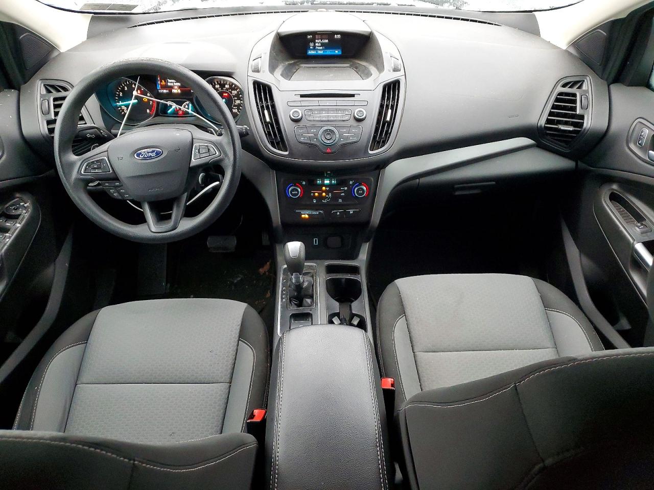2017 FORD ESCAPE SE photo 8