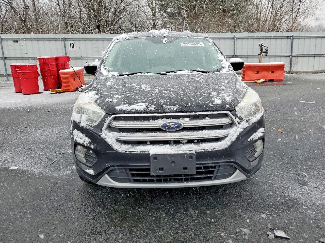 2017 FORD ESCAPE SE photo 5