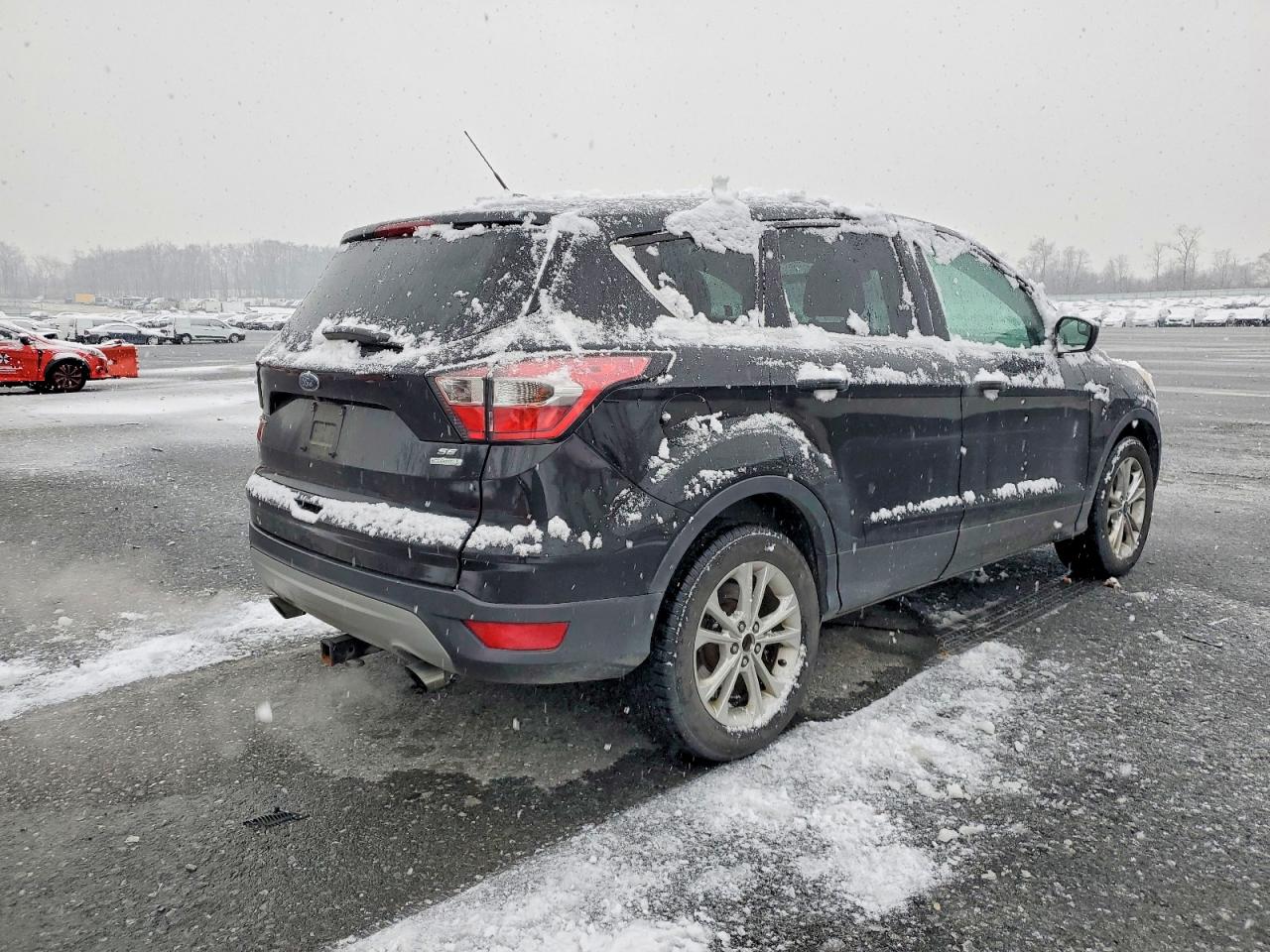 2017 FORD ESCAPE SE photo 3