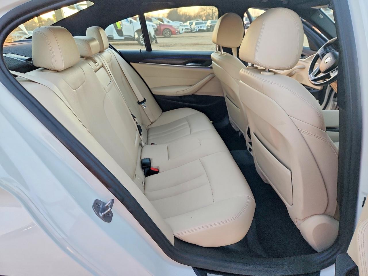 2018 BMW 530E photo 28