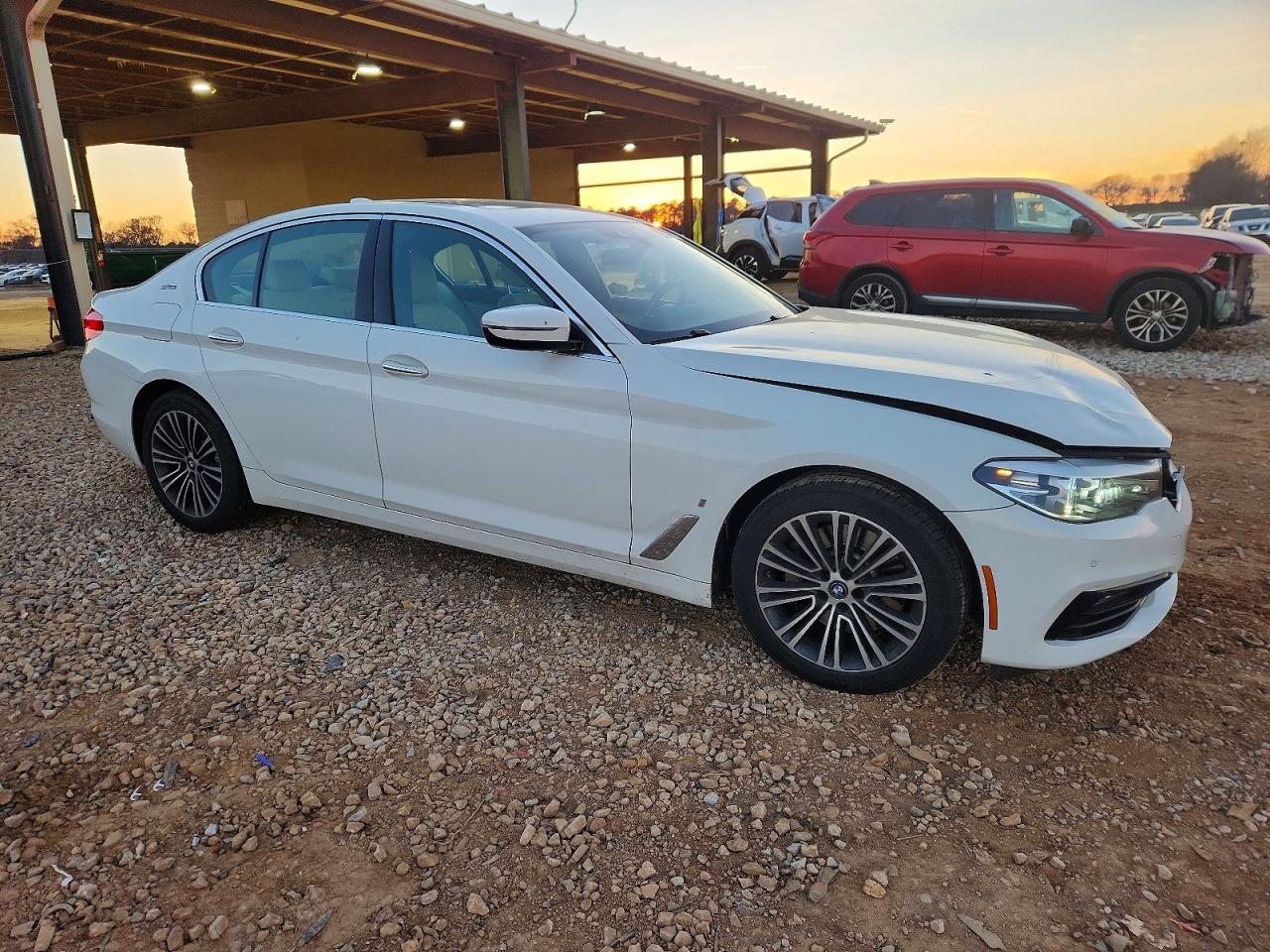 2018 BMW 530E photo 10