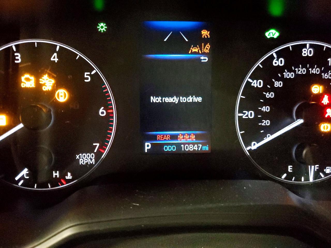 2025 TOYOTA COROLLA LE photo 9