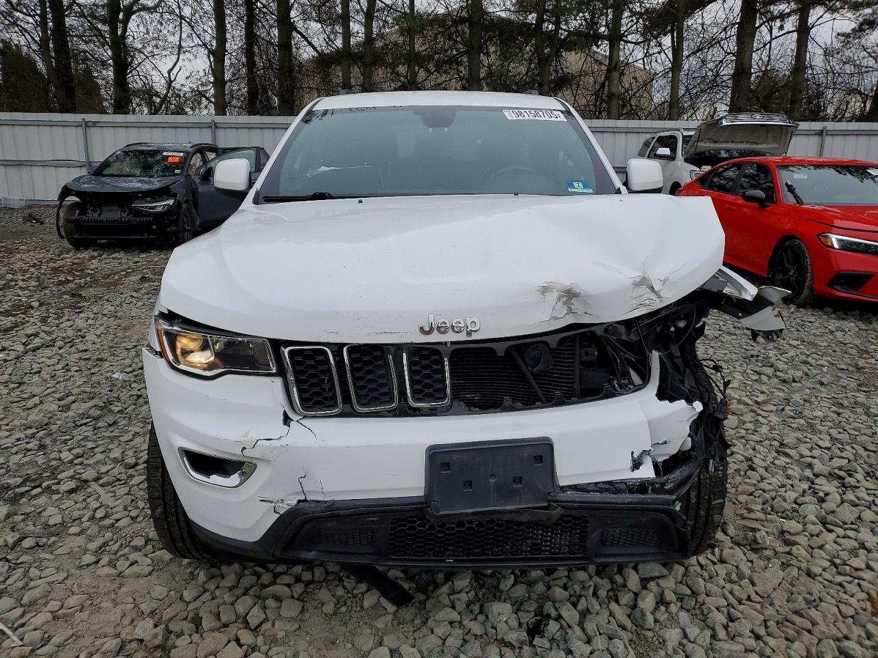 2020 JEEP GRAND CHEROKEE LAREDO photo 5
