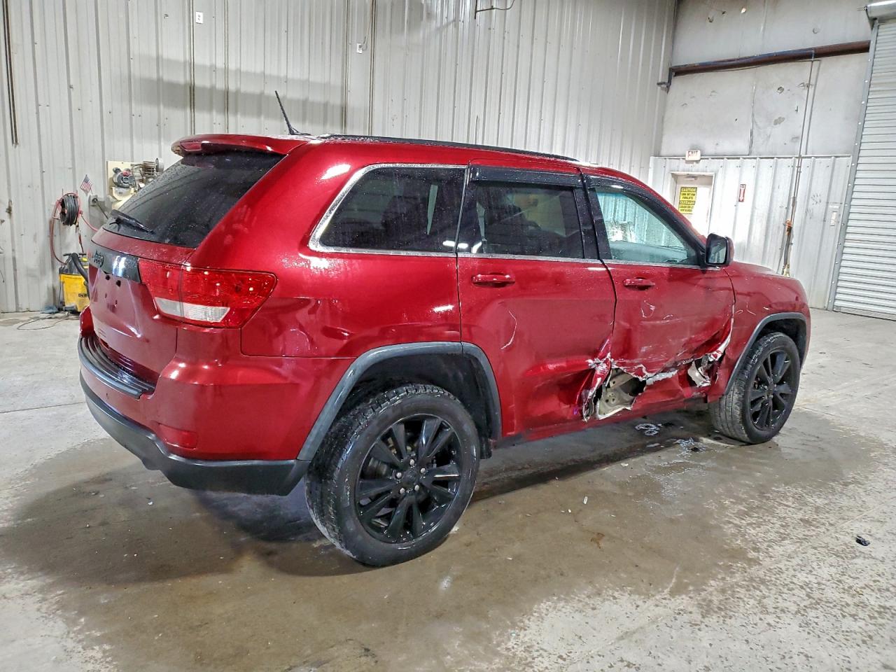 2012 JEEP GRAND CHEROKEE LAREDO photo 3