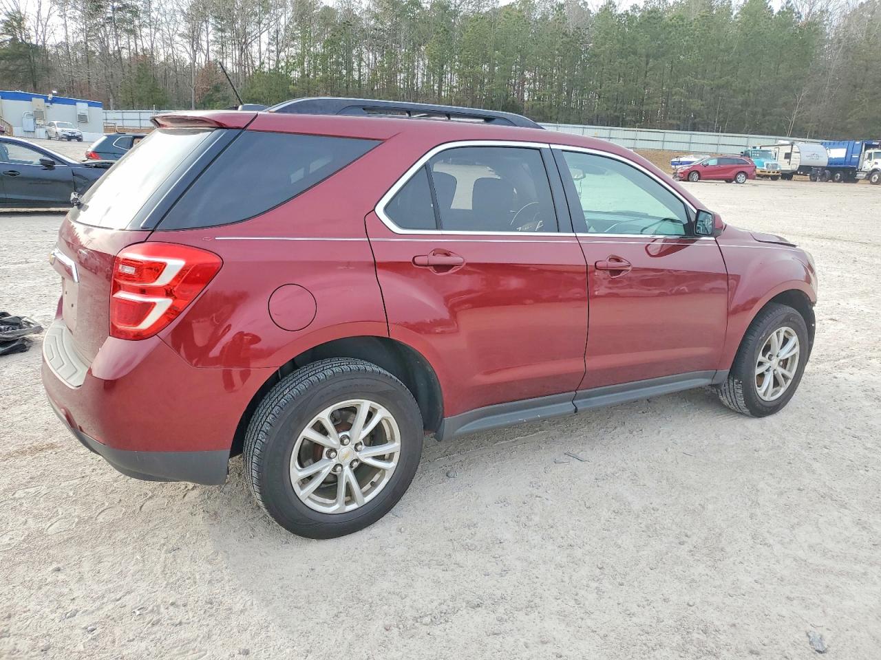 2017 CHEVROLET EQUINOX LT photo 3