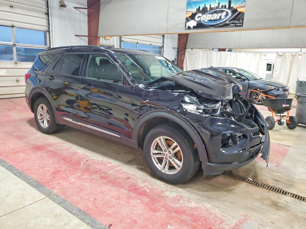 2020 FORD EXPLORER XLT photo 4