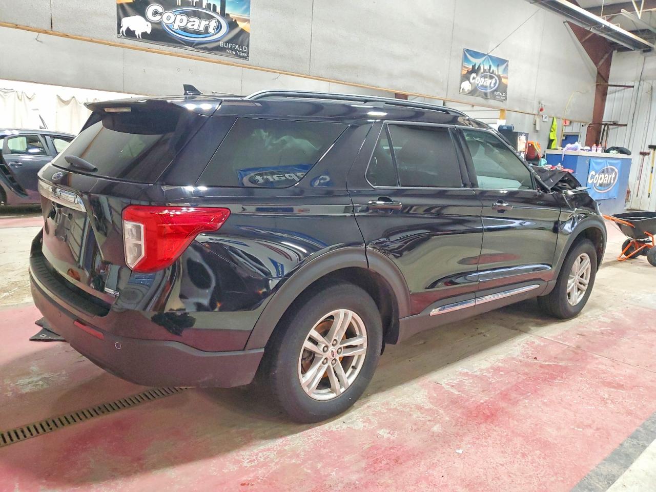 2020 FORD EXPLORER XLT photo 3