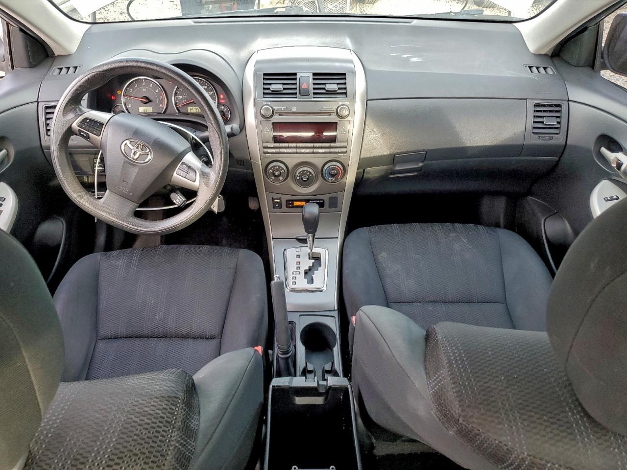 2011 TOYOTA COROLLA BASE photo 8