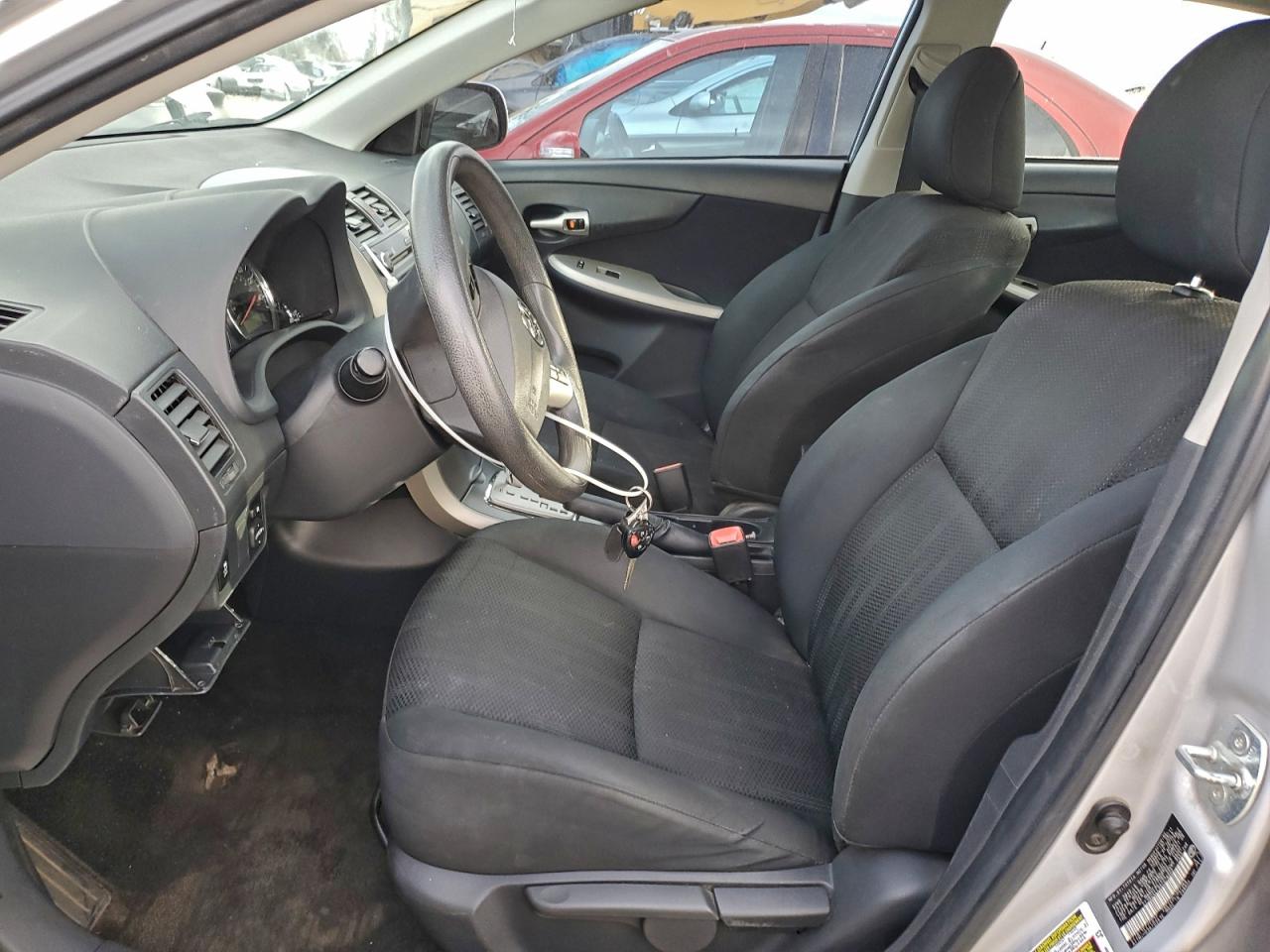 2011 TOYOTA COROLLA BASE photo 7