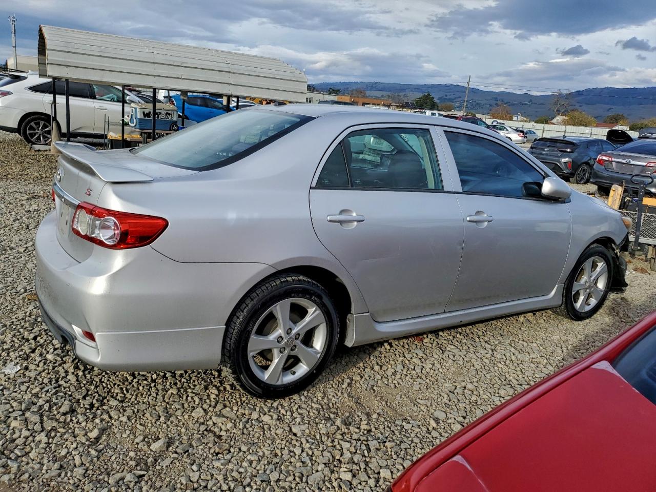2011 TOYOTA COROLLA BASE photo 3