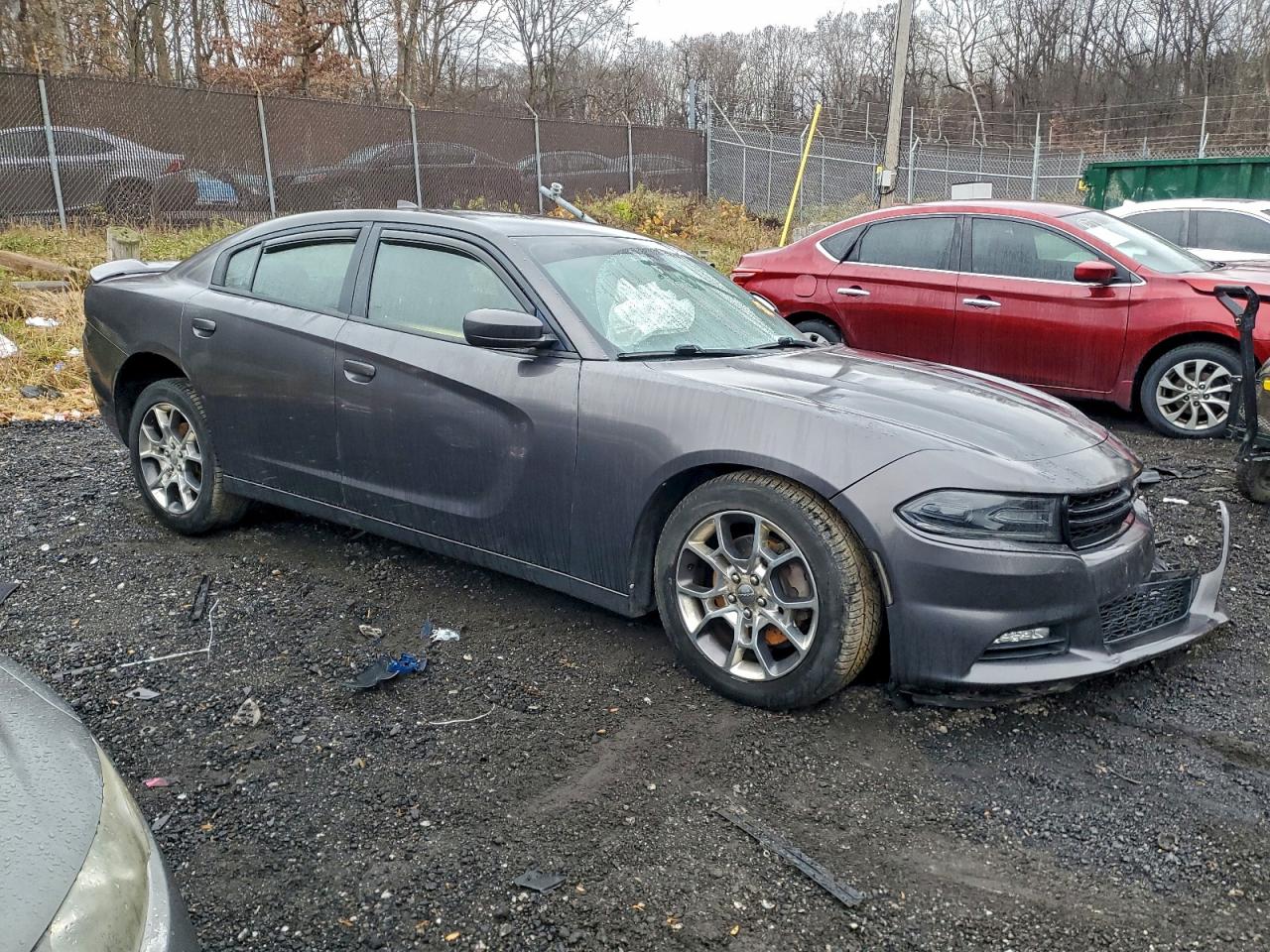2017 DODGE CHARGER SXT photo 4