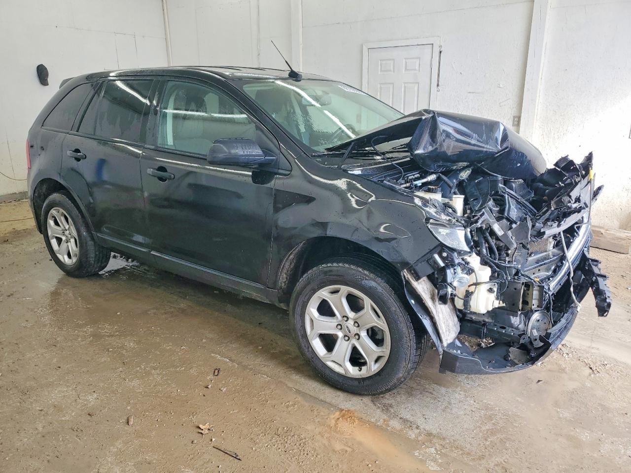2014 FORD EDGE SE photo 4