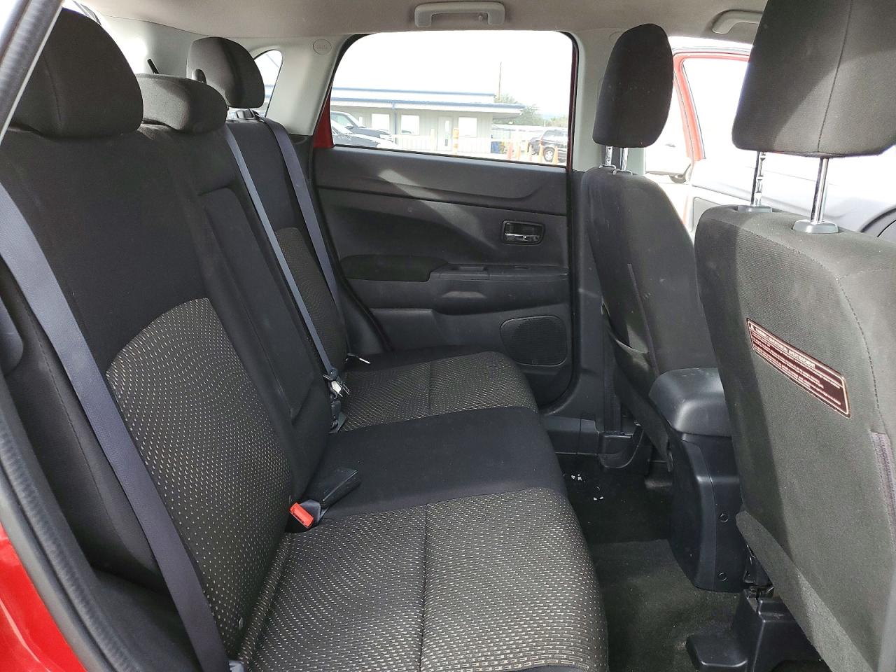 2016 MITSUBISHI OUTLANDER SPORT ES photo 11