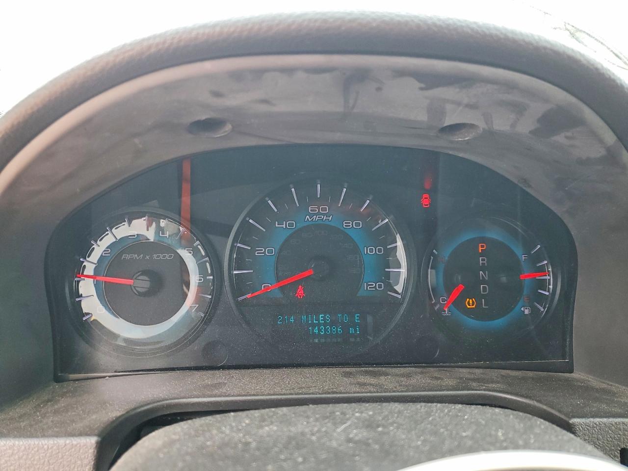 2010 FORD FUSION SE photo 9