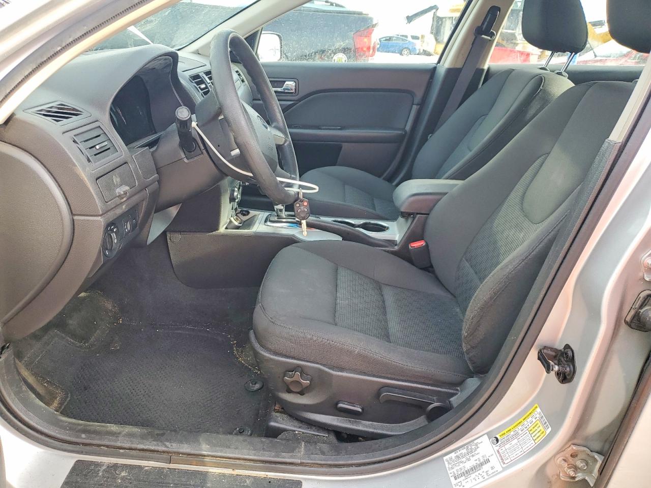 2010 FORD FUSION SE photo 7