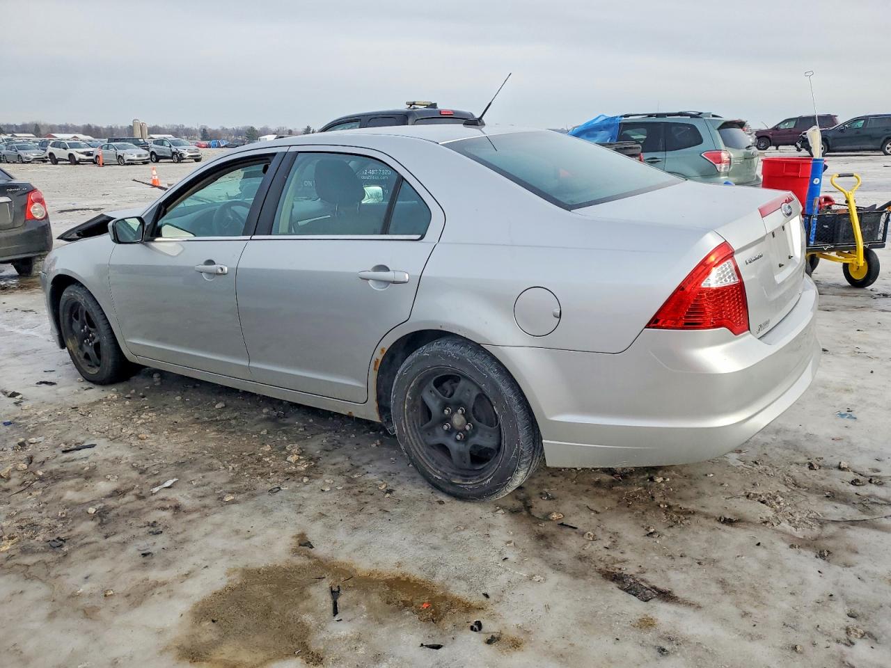 2010 FORD FUSION SE photo 2