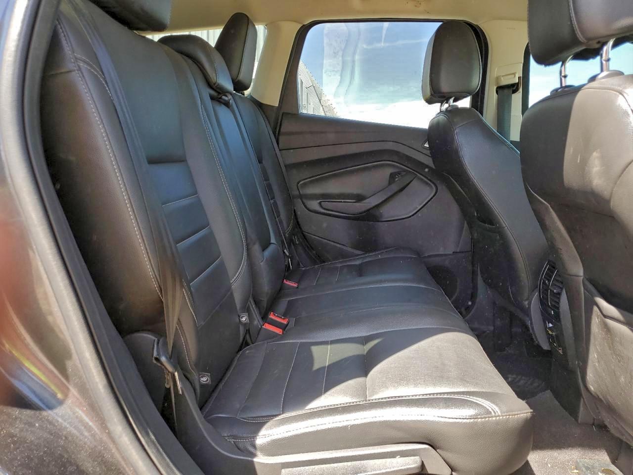 2015 FORD ESCAPE TITANIUM photo 11