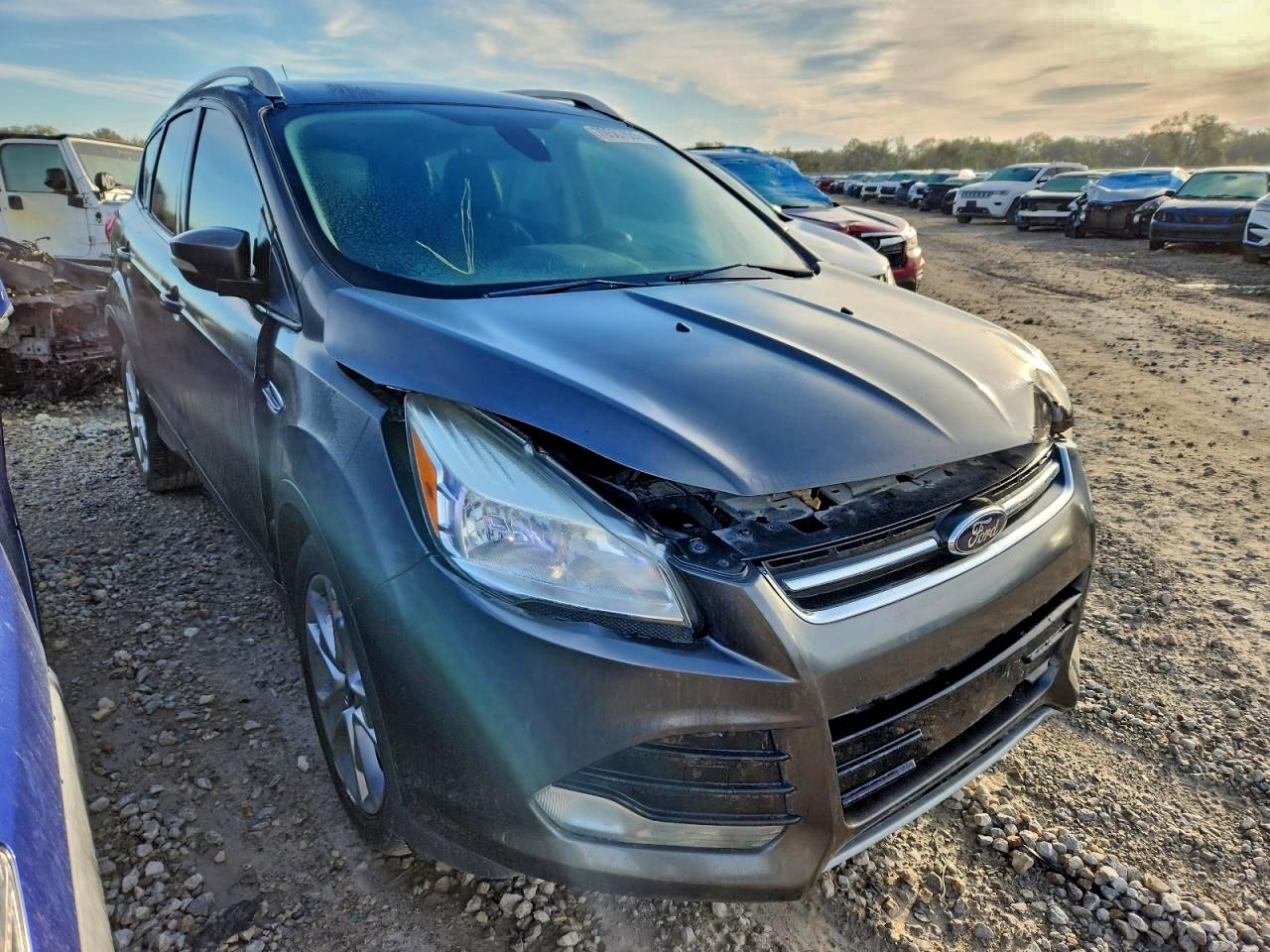 2015 FORD ESCAPE TITANIUM photo 4